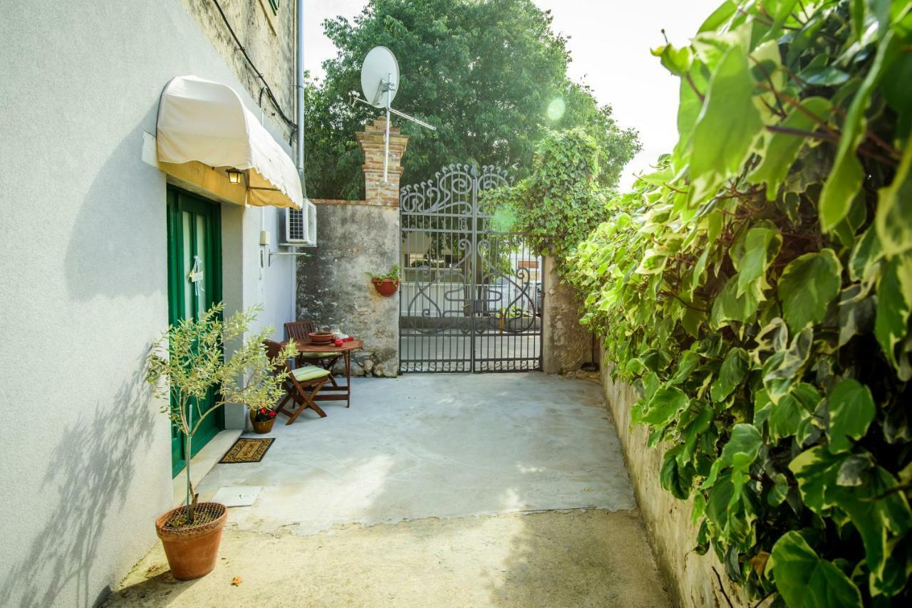 Rustica Apartments Sibenik Exterior photo